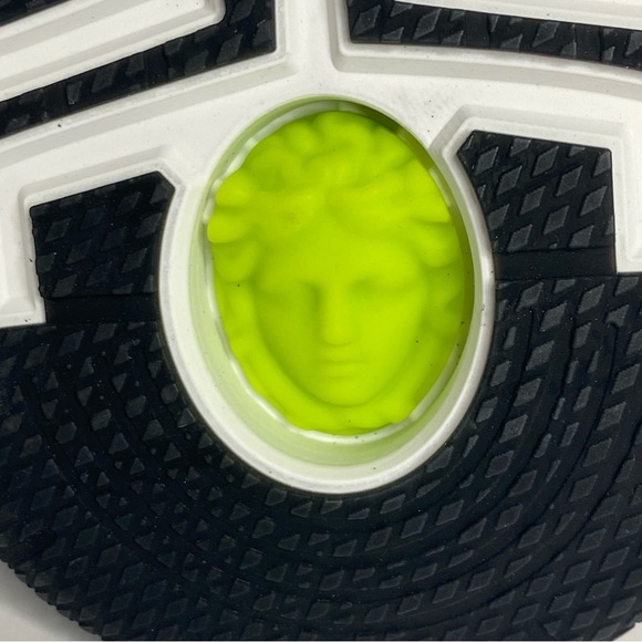 BNIB Versace Trigreca Sneakers - Picture 10 of 12